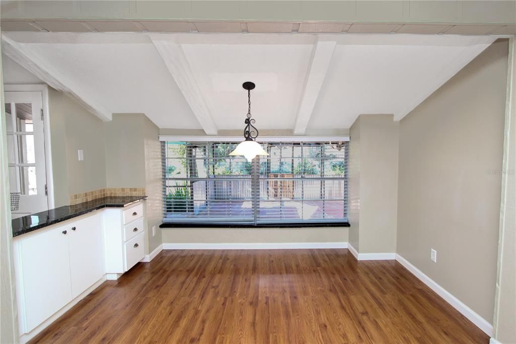 For Sale: $425,000 (3 beds, 2 baths, 1860 Square Feet)