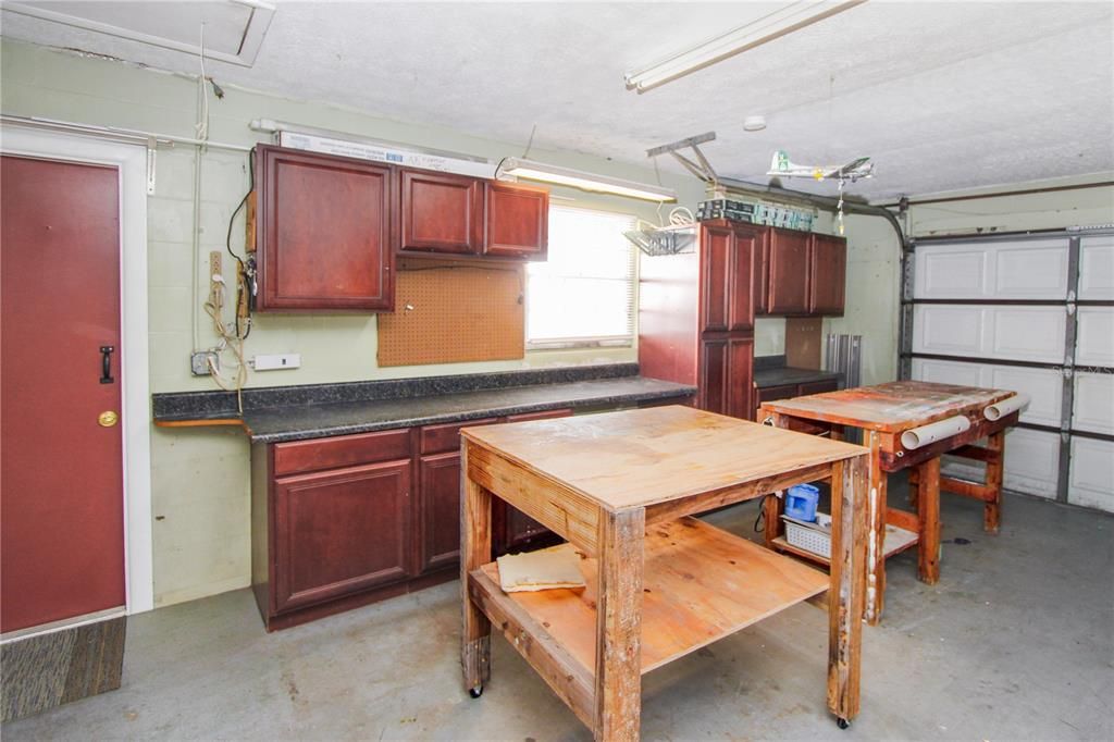 For Sale: $425,000 (3 beds, 2 baths, 1860 Square Feet)