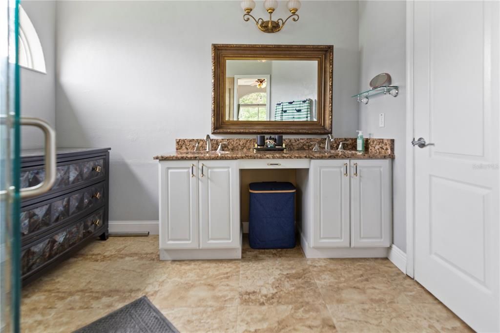 For Sale: $414,900 (4 beds, 2 baths, 2129 Square Feet)