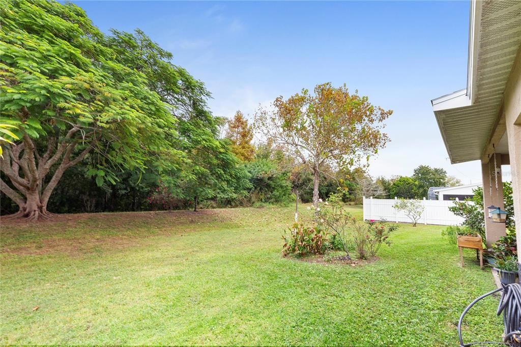 For Sale: $414,900 (4 beds, 2 baths, 2129 Square Feet)