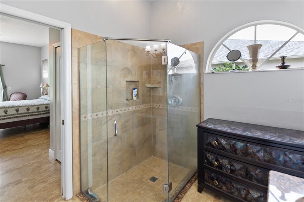 For Sale: $414,900 (4 beds, 2 baths, 2129 Square Feet)