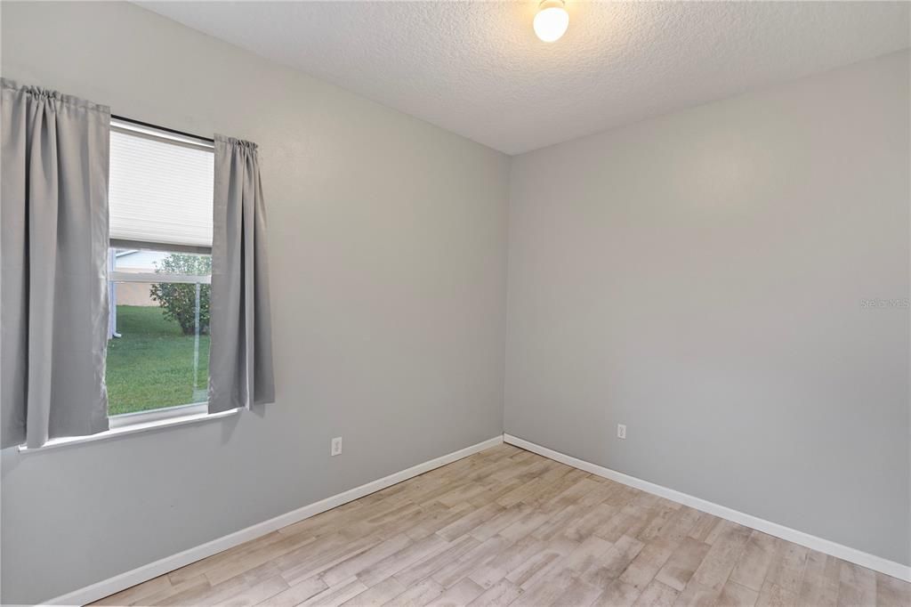 For Sale: $414,900 (4 beds, 2 baths, 2129 Square Feet)