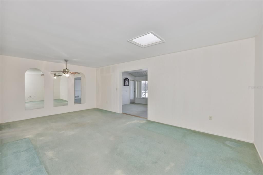 En Venta: $199,000 (2 camas, 2 baños, 1650 Pies cuadrados)