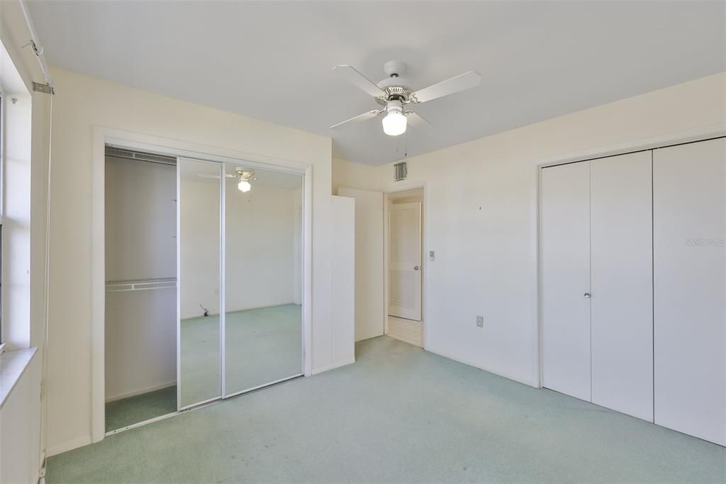 En Venta: $199,000 (2 camas, 2 baños, 1650 Pies cuadrados)