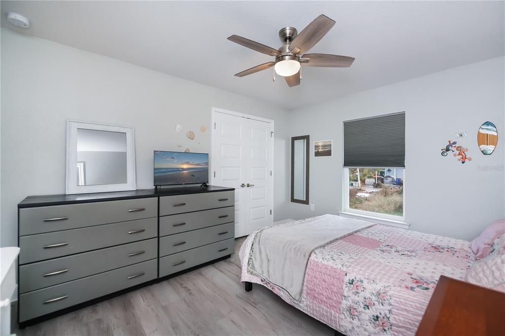 На продажу: $497,000 (4 спален, 2 ванн, 2533 Квадратных фут)