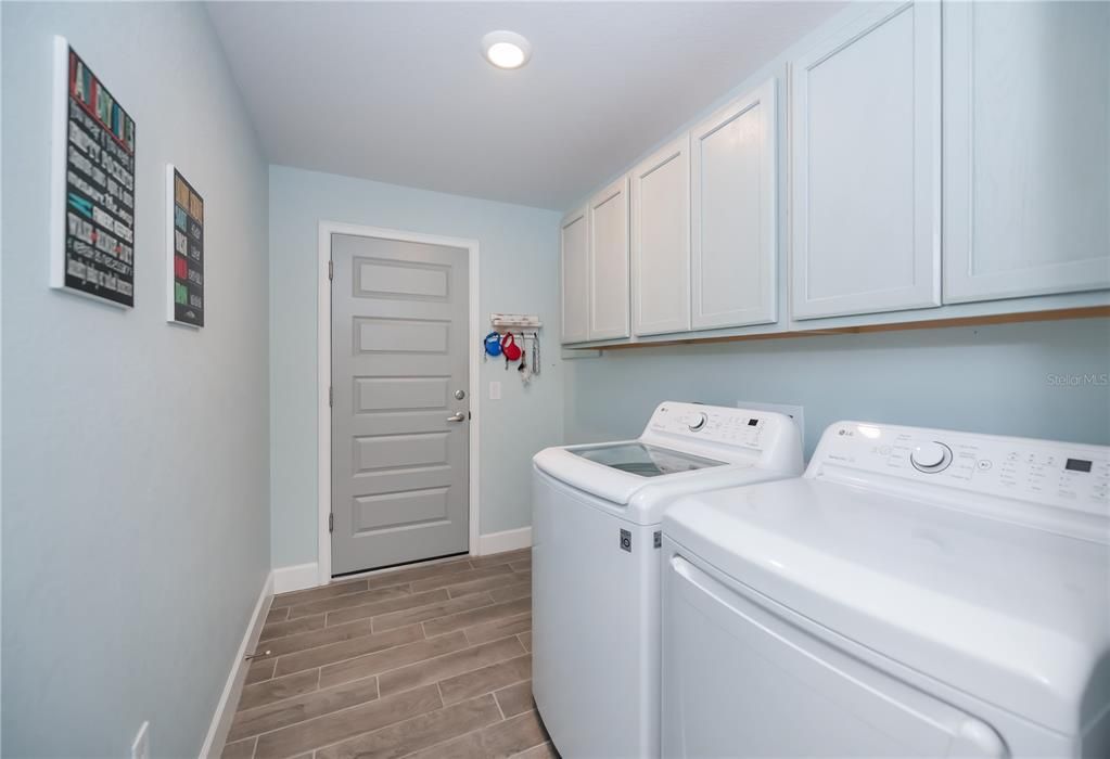 На продажу: $497,000 (4 спален, 2 ванн, 2533 Квадратных фут)