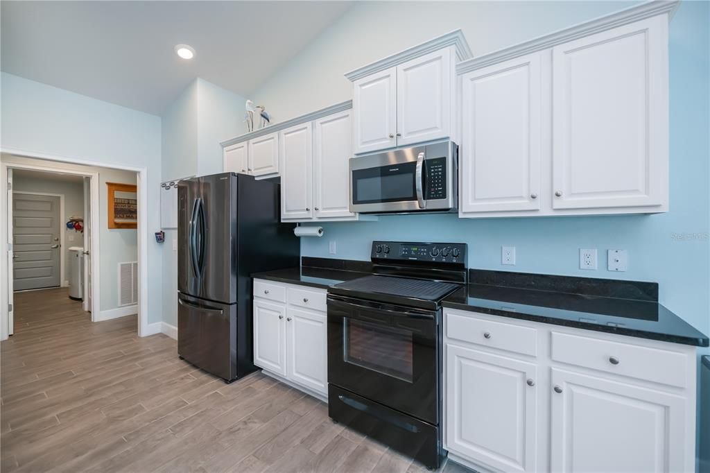 На продажу: $497,000 (4 спален, 2 ванн, 2533 Квадратных фут)