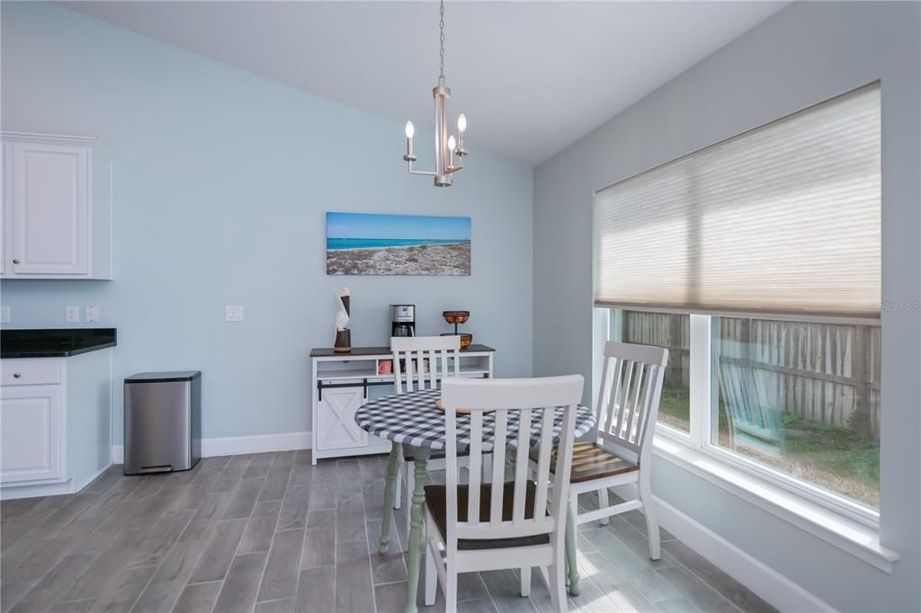 На продажу: $497,000 (4 спален, 2 ванн, 2533 Квадратных фут)