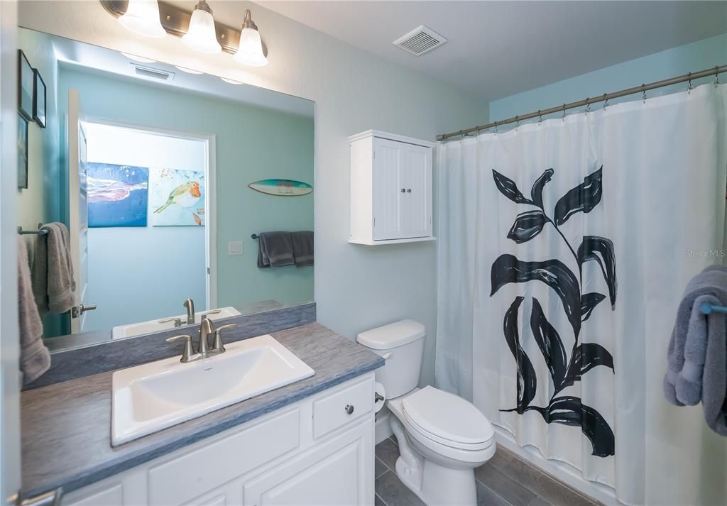 На продажу: $497,000 (4 спален, 2 ванн, 2533 Квадратных фут)