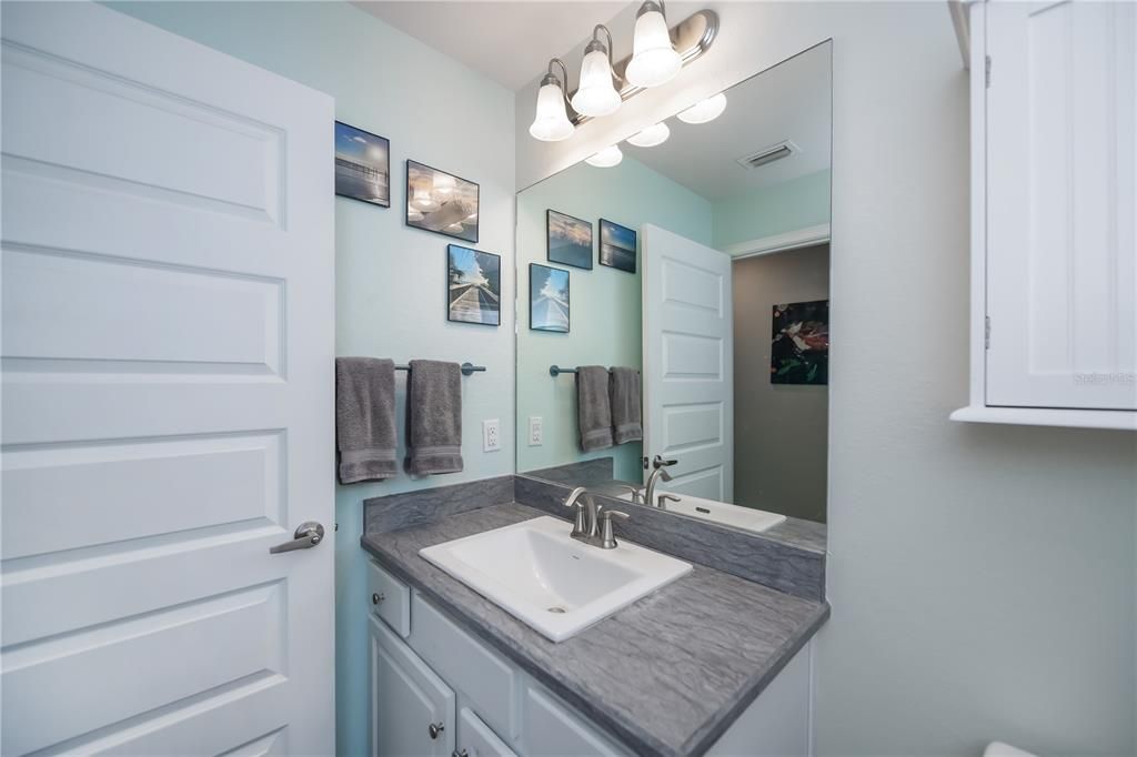 На продажу: $497,000 (4 спален, 2 ванн, 2533 Квадратных фут)