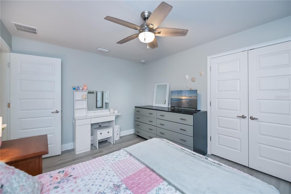 На продажу: $497,000 (4 спален, 2 ванн, 2533 Квадратных фут)