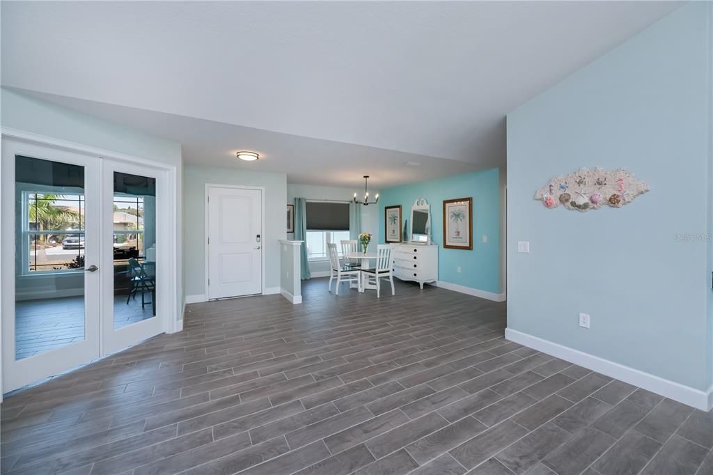 На продажу: $497,000 (4 спален, 2 ванн, 2533 Квадратных фут)