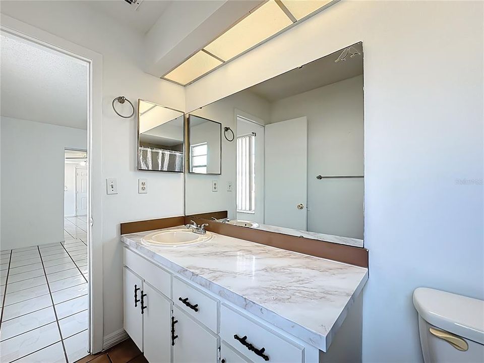 В аренду: $1,200 (1 спален, 1 ванн, 490 Квадратных фут)