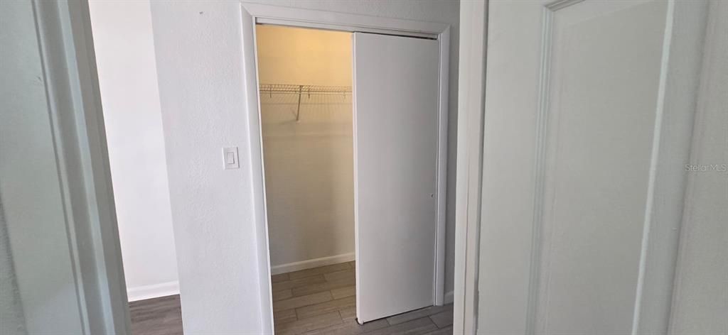 For Sale: $435,000 (3 beds, 2 baths, 1280 Square Feet)