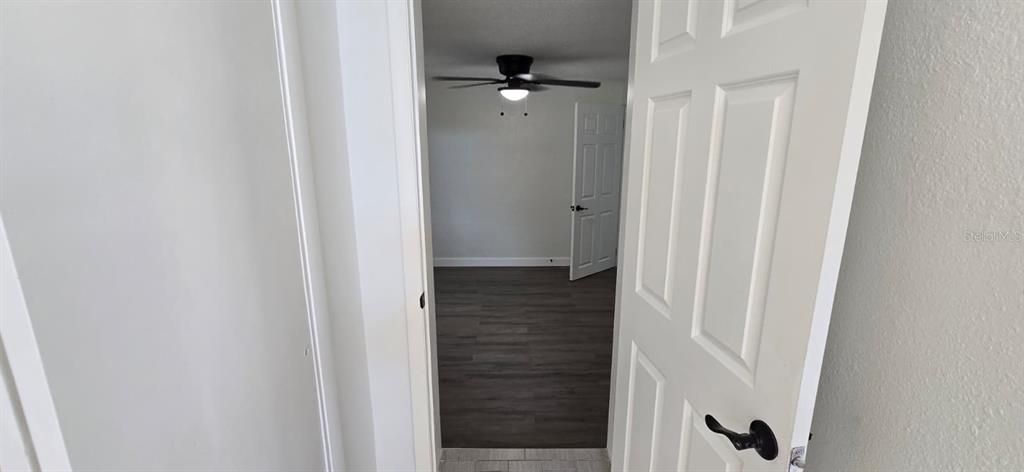 For Sale: $435,000 (3 beds, 2 baths, 1280 Square Feet)