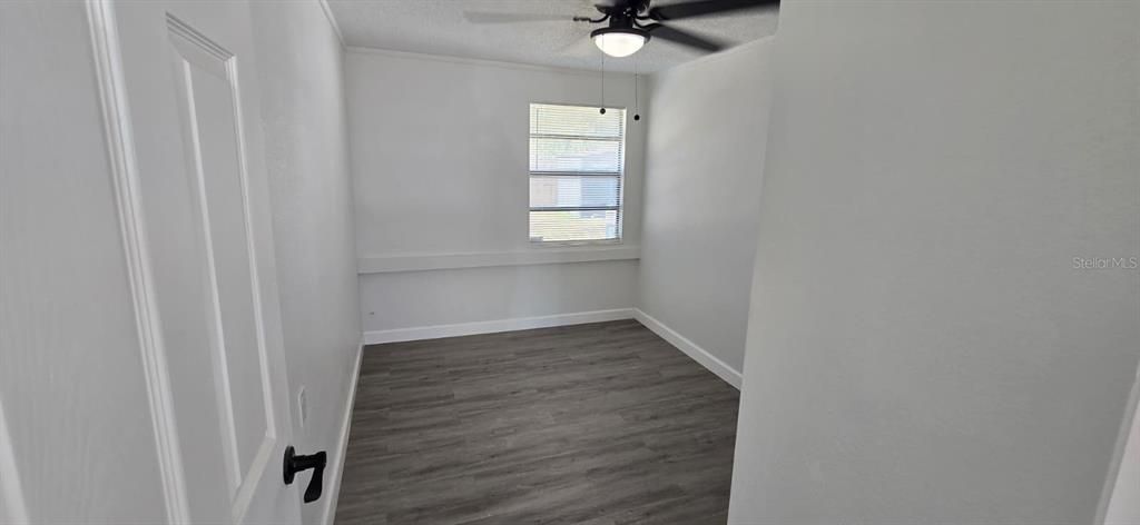 For Sale: $435,000 (3 beds, 2 baths, 1280 Square Feet)
