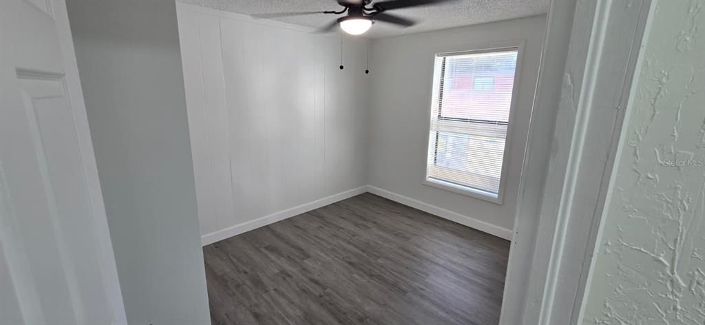 For Sale: $435,000 (3 beds, 2 baths, 1280 Square Feet)