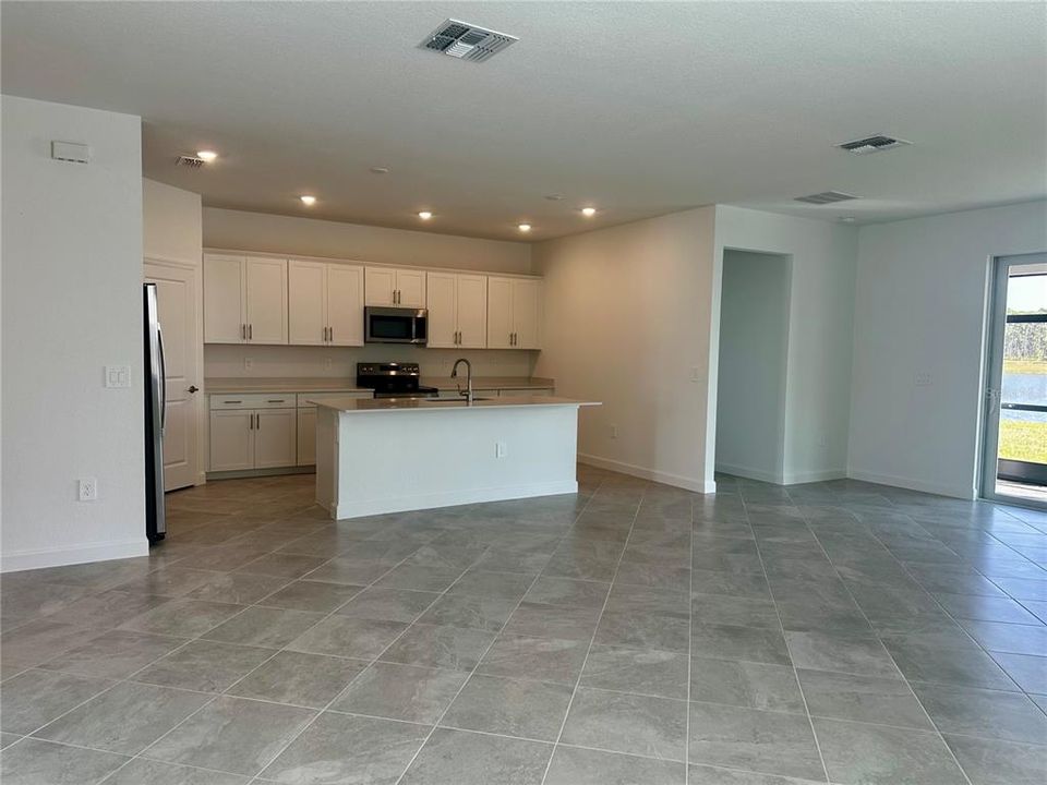 待售: $349,597 (3 贝兹, 3 浴室, 1849 平方英尺)