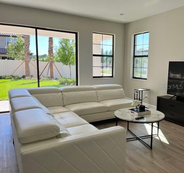 待售: $699,000 (4 贝兹, 2 浴室, 2790 平方英尺)