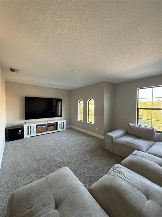 待售: $699,000 (4 贝兹, 2 浴室, 2790 平方英尺)