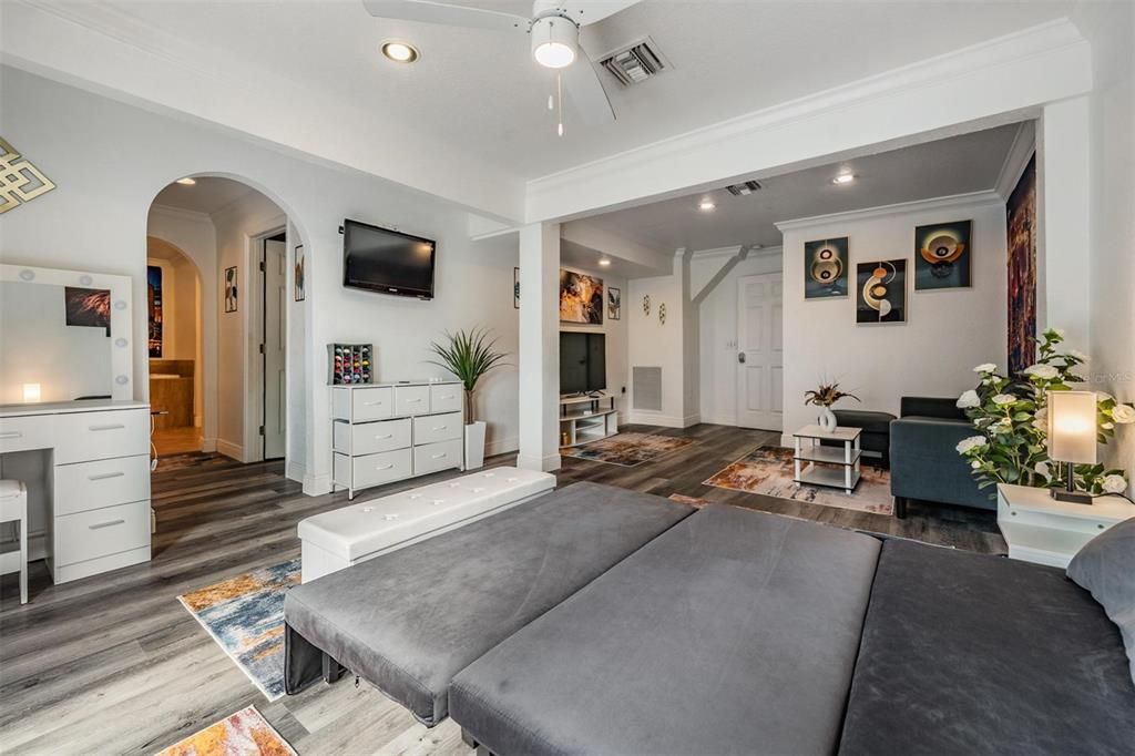 待售: $1,500,000 (7 贝兹, 4 浴室, 5090 平方英尺)