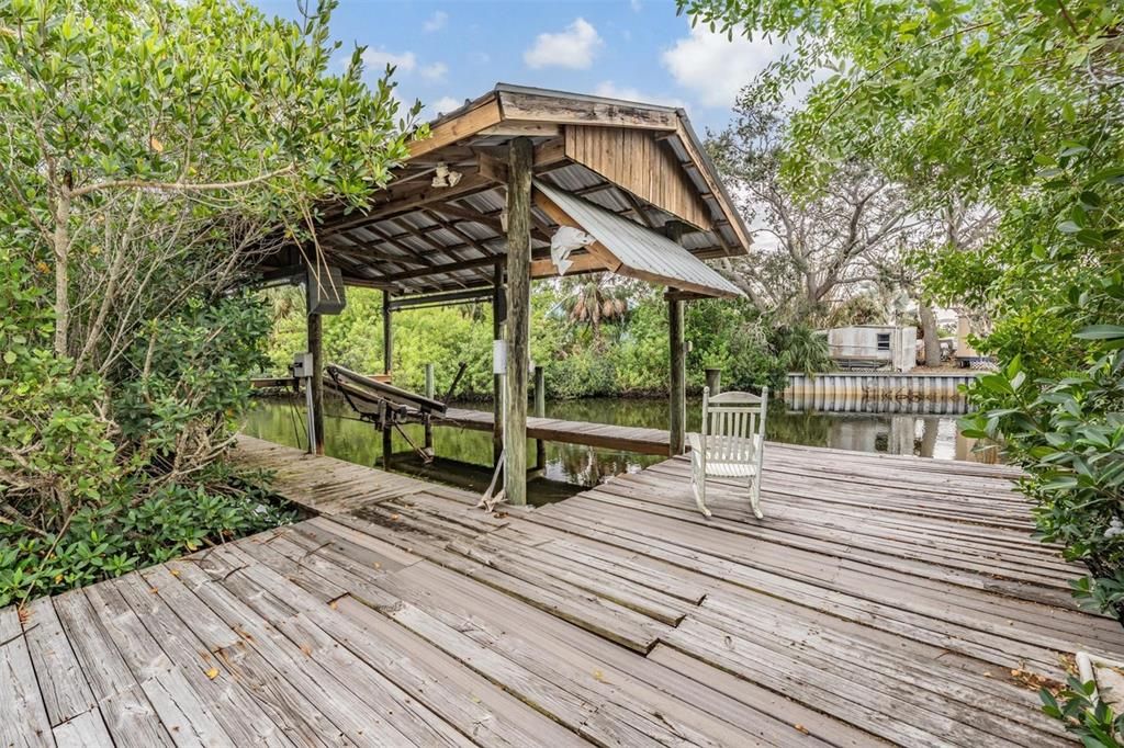 待售: $1,500,000 (7 贝兹, 4 浴室, 5090 平方英尺)