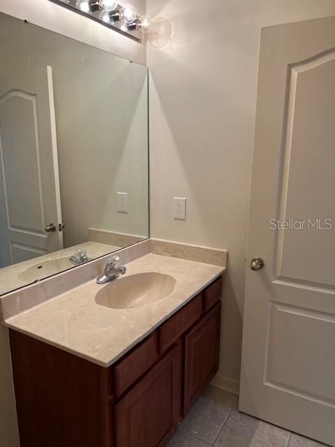 待售: $259,000 (2 贝兹, 2 浴室, 1660 平方英尺)