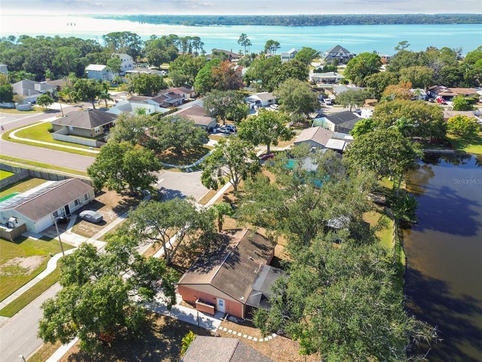 На продажу: $379,000 (4 спален, 2 ванн, 1253 Квадратных фут)