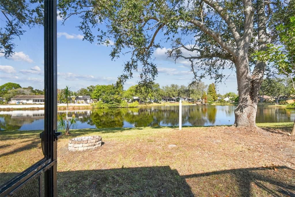 На продажу: $379,000 (4 спален, 2 ванн, 1253 Квадратных фут)