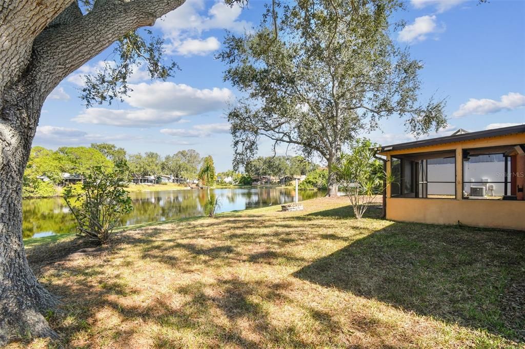 На продажу: $379,000 (4 спален, 2 ванн, 1253 Квадратных фут)