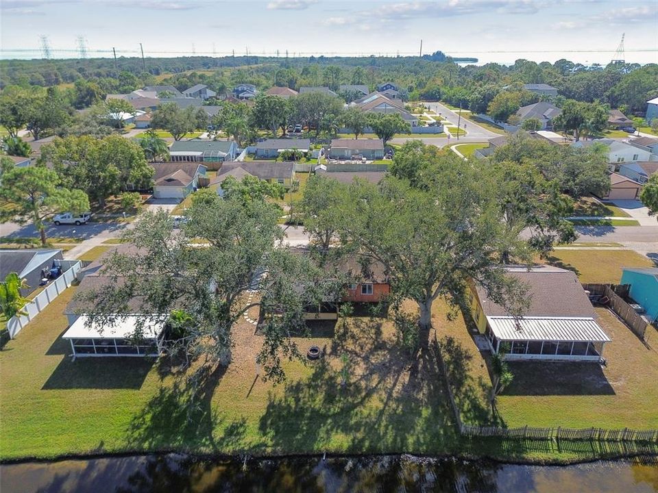 На продажу: $379,000 (4 спален, 2 ванн, 1253 Квадратных фут)