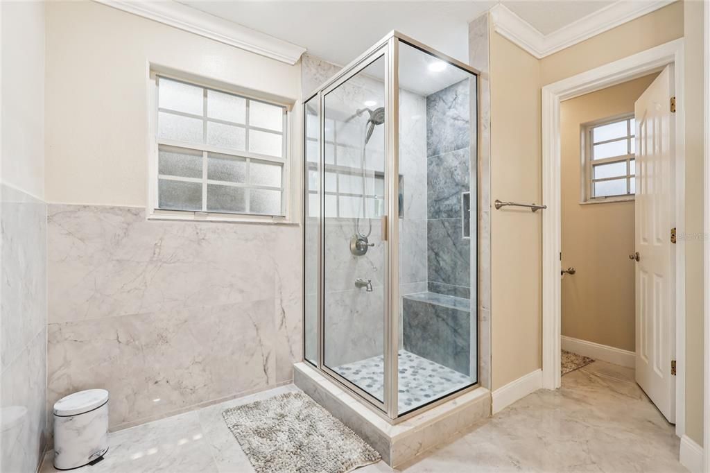 На продажу: $510,000 (6 спален, 5 ванн, 2514 Квадратных фут)