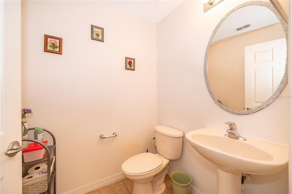 En Venta: $725,000 (4 camas, 3 baños, 2918 Pies cuadrados)