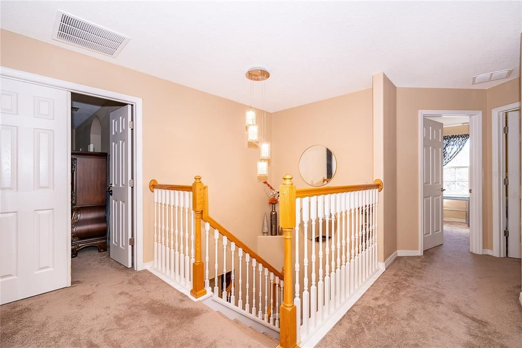 En Venta: $725,000 (4 camas, 3 baños, 2918 Pies cuadrados)