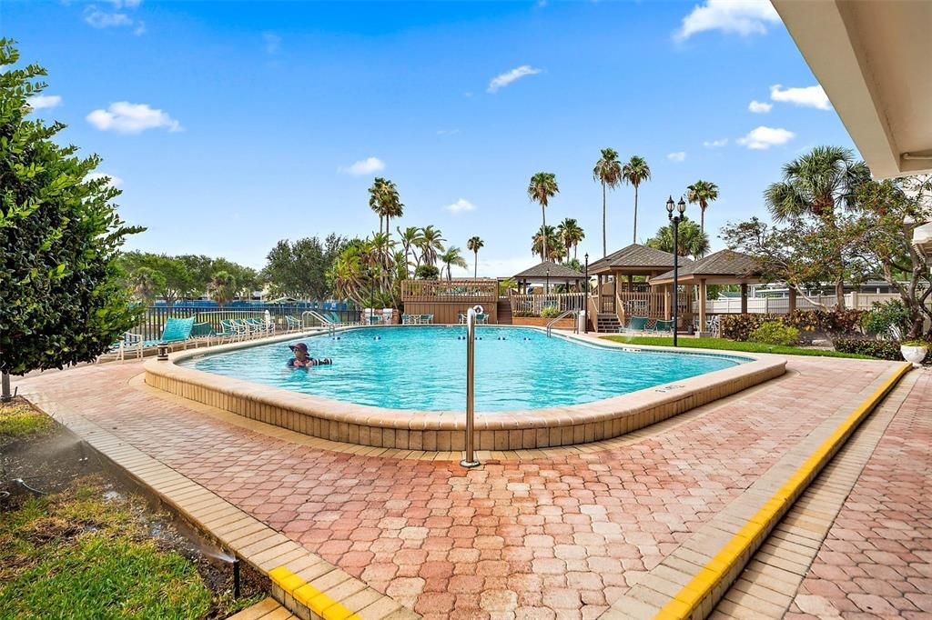 В аренду: $2,900 (2 спален, 2 ванн, 1100 Квадратных фут)