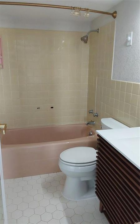 В аренду: $2,700 (2 спален, 2 ванн, 1100 Квадратных фут)