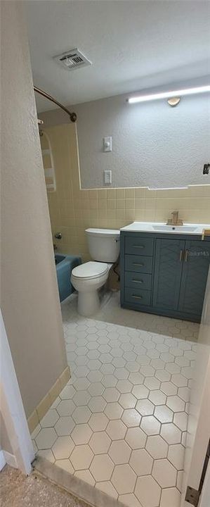 В аренду: $2,700 (2 спален, 2 ванн, 1100 Квадратных фут)