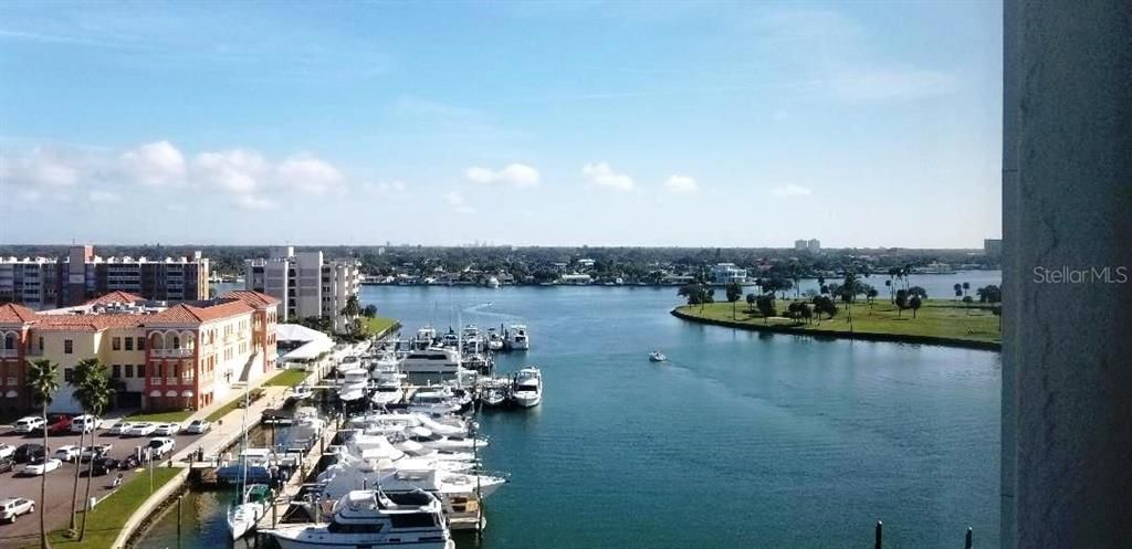 В аренду: $2,700 (2 спален, 2 ванн, 1100 Квадратных фут)