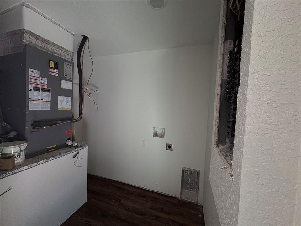 En Venta: $238,000 (3 camas, 2 baños, 1365 Pies cuadrados)