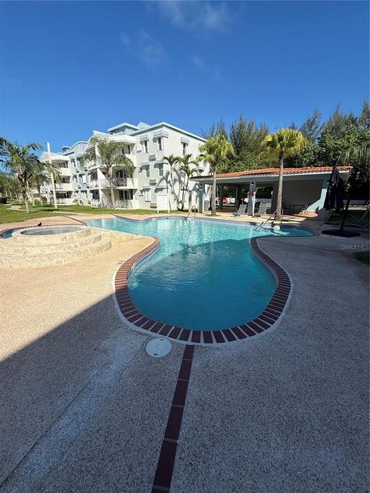 For Rent: $1,800 (3 beds, 2 baths, 1200 Square Feet)