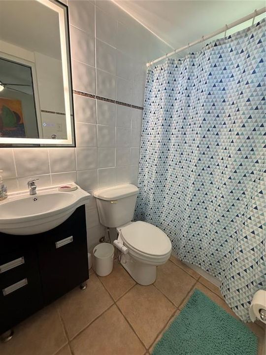 For Rent: $1,800 (3 beds, 2 baths, 1200 Square Feet)