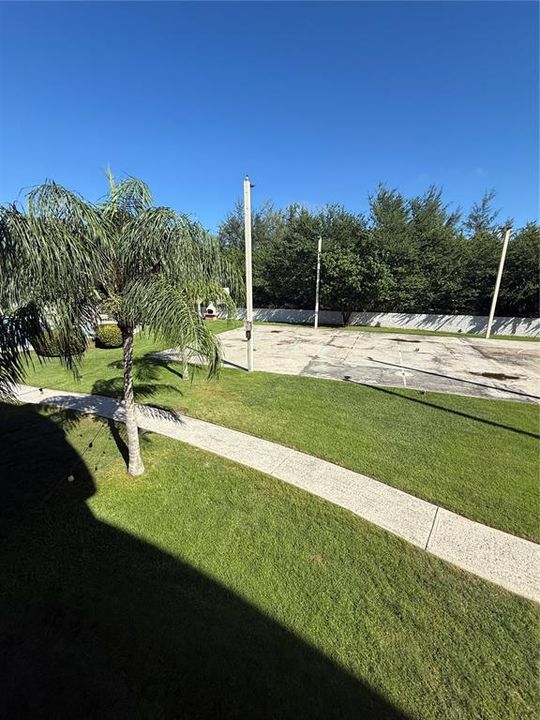 For Rent: $1,800 (3 beds, 2 baths, 1200 Square Feet)