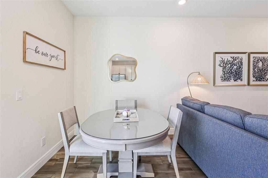 待售: $435,000 (3 贝兹, 3 浴室, 1545 平方英尺)