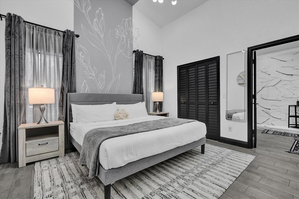 For Sale: $550,000 (4 beds, 2 baths, 1694 Square Feet)