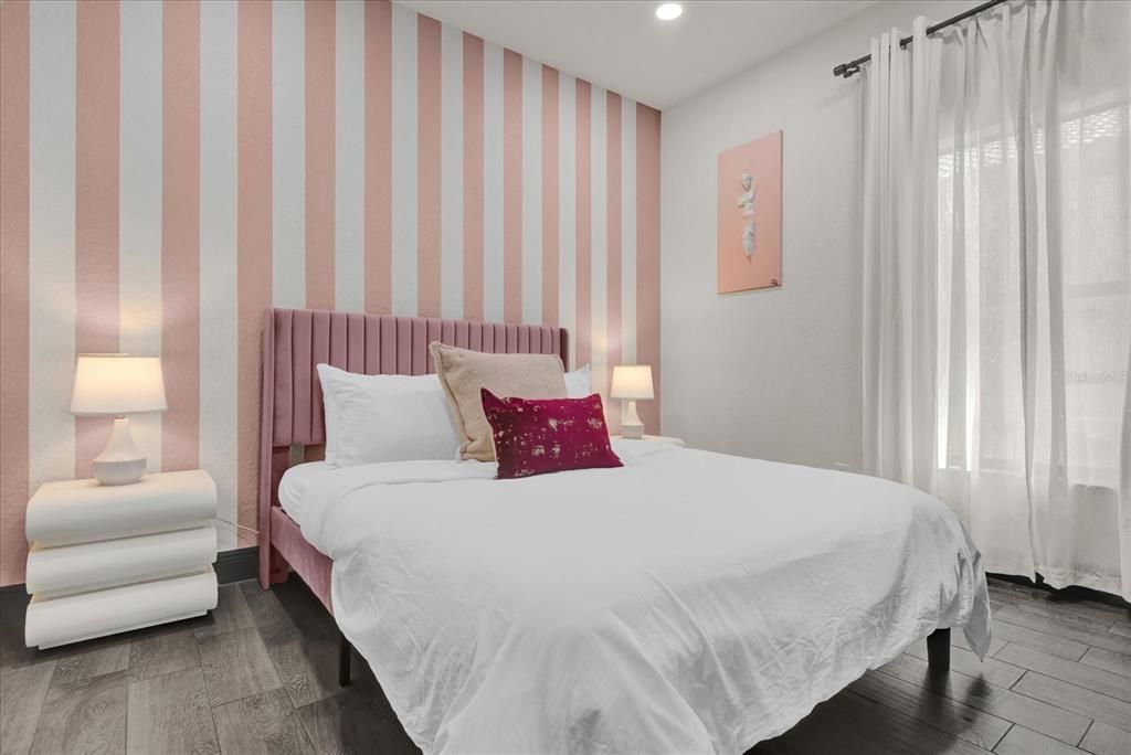 For Sale: $550,000 (4 beds, 2 baths, 1694 Square Feet)