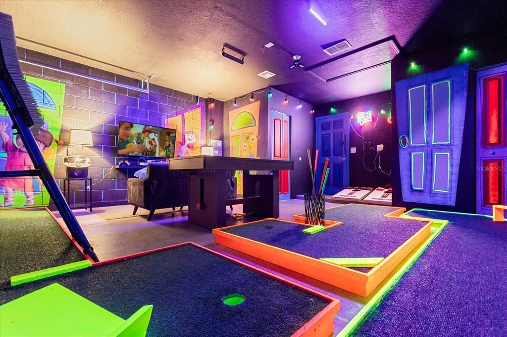 For Sale: $550,000 (4 beds, 2 baths, 1694 Square Feet)