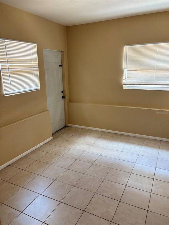 En Venta: $299,999 (3 camas, 1 baños, 1030 Pies cuadrados)