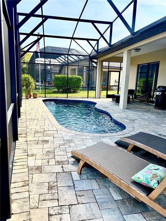 For Sale: $632,000 (4 beds, 3 baths, 2568 Square Feet)