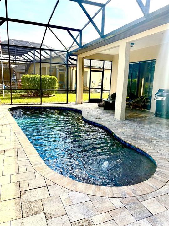 For Sale: $632,000 (4 beds, 3 baths, 2568 Square Feet)