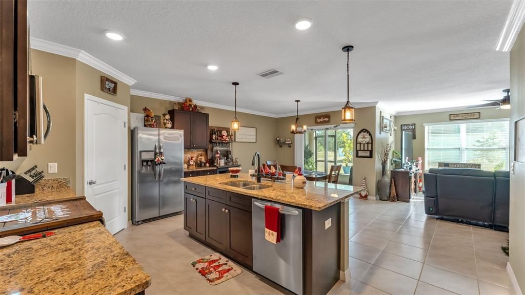 For Sale: $339,000 (4 beds, 2 baths, 1851 Square Feet)